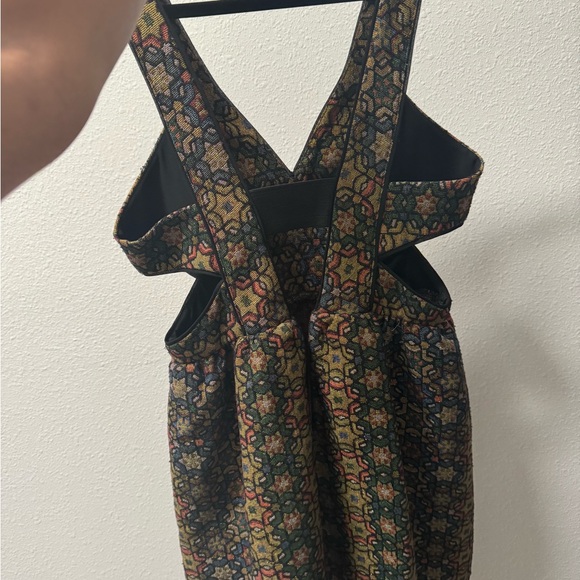 NWT urban outfitters ecote dress size 4 thick material shimmer open sides - Picture 2 of 6